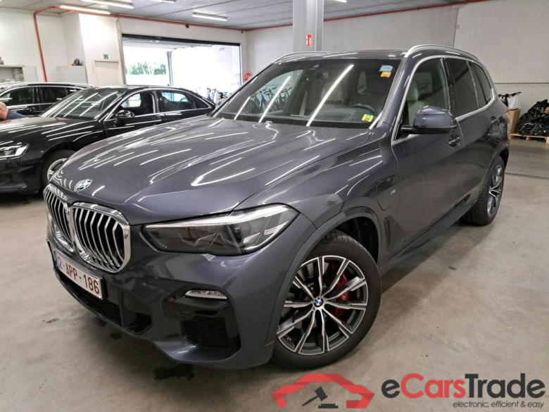 BMW - BMW X5 xDrive45e 394PK M Sport Pack Business Plus With Vernasca Leather & Driving Assistant Pack & Head Up & Parking Assistant Plus & 20 Inch   * HYBRID *
