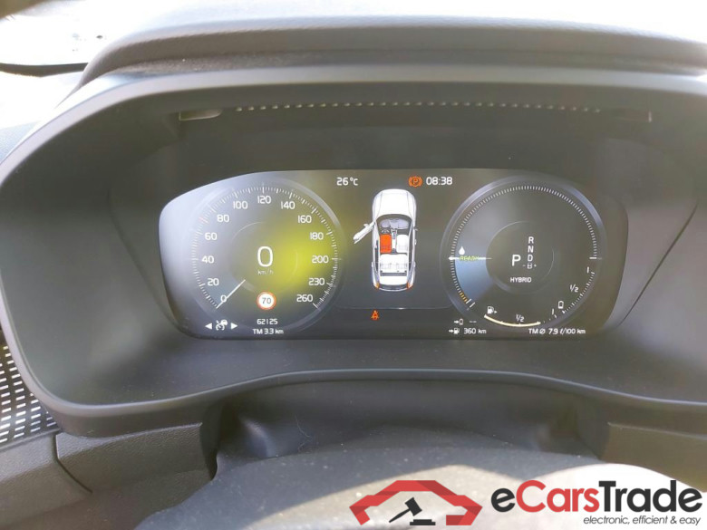 VOLVO XC40 / 2017 / 5P / todoterreno 1.5 T4 Twin Recharge R-Design Auto #4