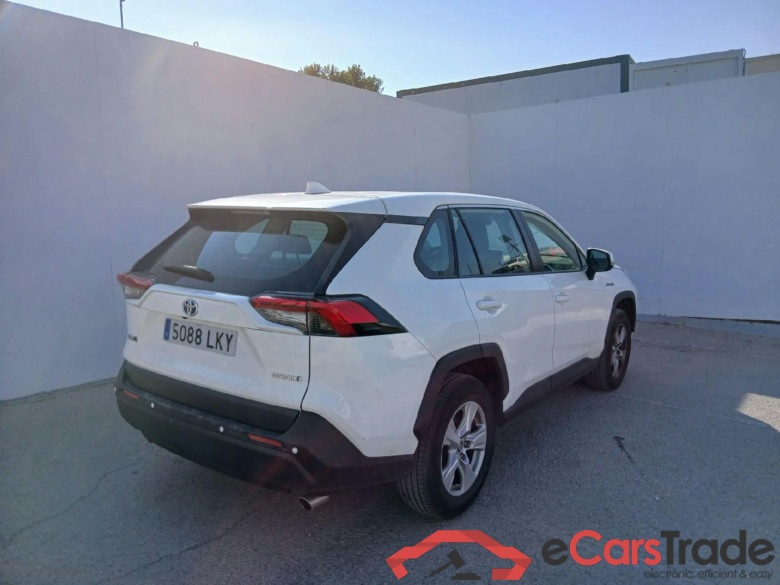 TOYOTA Rav4 / 2018 / 5P / todoterreno 2.5l 220H Business #2