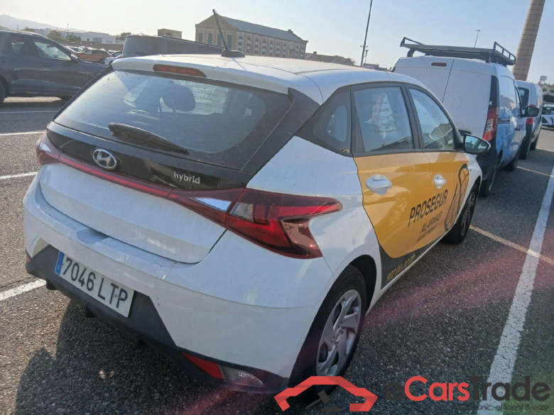 HYUNDAI i20 / 2020 / 5P / berlina con portón 1.0 TGDI 74kW (100CV) 48V Essence #2