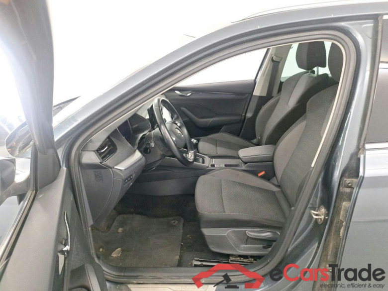 SKODA OCTAVIA COMBI 1.0 TSI 81KW CLEVER #5