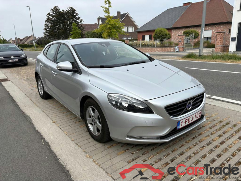 VOLVO V40 Dsl V40 1.6 D2 Base #1