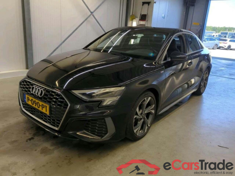 AUDI A3 Limousine 35 TFSI S edition #1