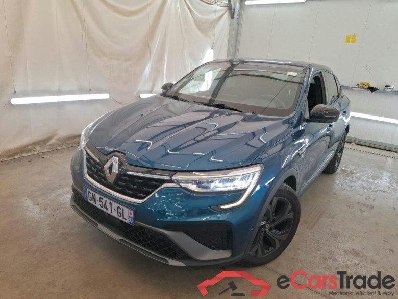 RENAULT Arkana / 2021 / 5P / SUV R.S. Line mild hybrid 160 EDC -22
