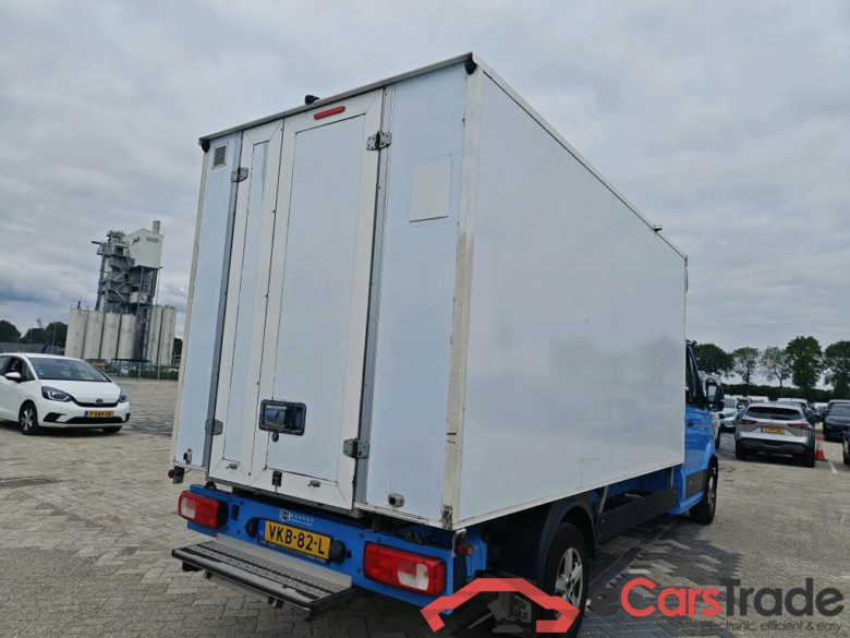 Volkswagen Crafter 35 2.0TDI 75kW L4 FWD Gesloten Laadbak #2