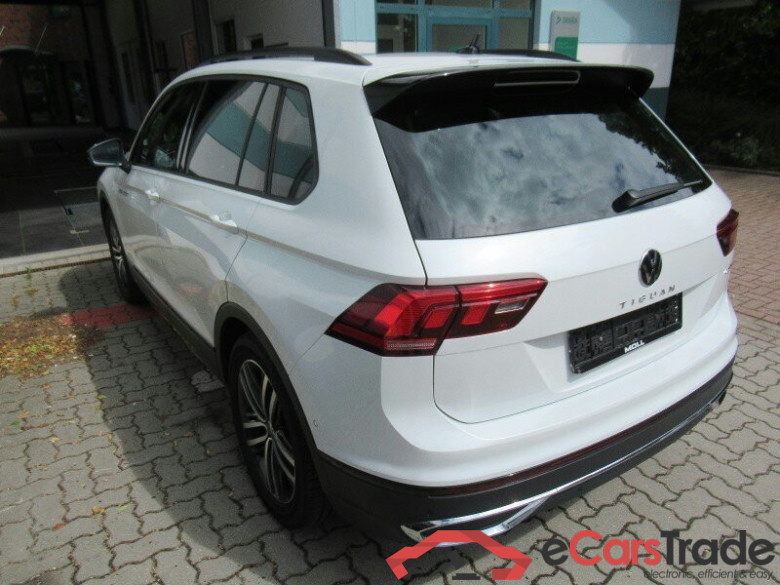 Volkswagen Tiguan (AX1)(07.2020->2024) DE - SUV5 2.0 TSI BMT/Start-Stopp EU6d, 4Motion Urban Sport OPF, (Facelift) 2021 #4