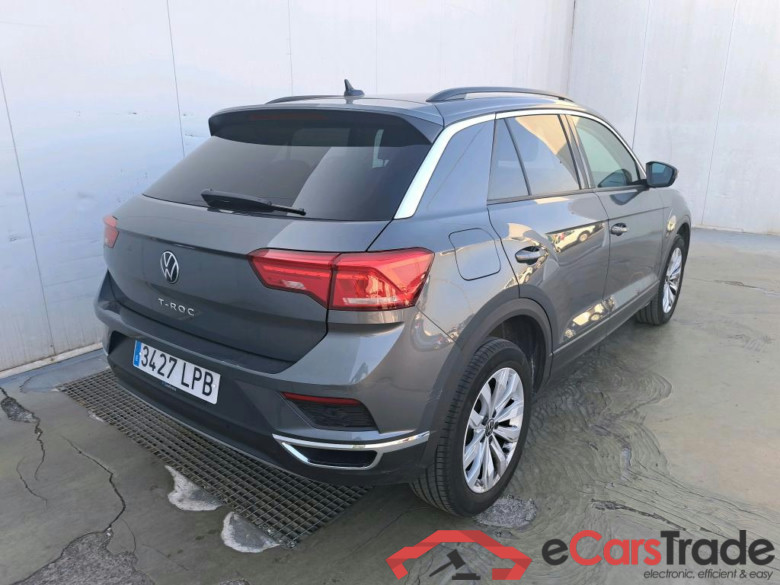 VOLKSWAGEN T-Roc / 2017 / 5P / todoterreno Advance 2.0 TDI 85kW (115CV) #2