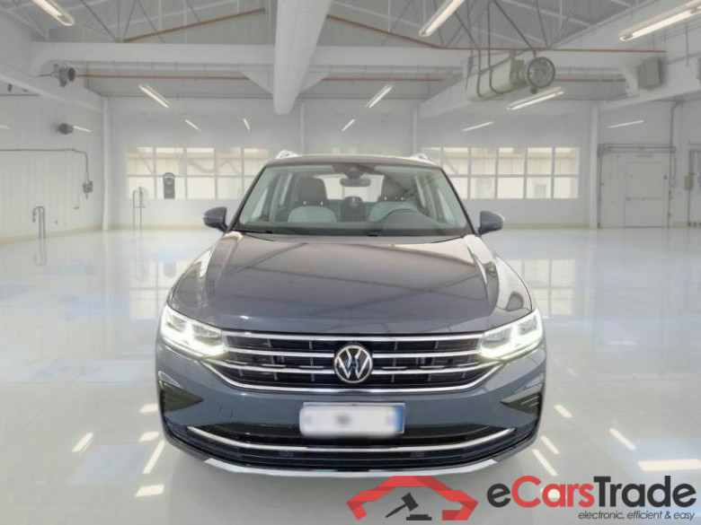 VOLKSWAGEN TIGUAN / 2020 / 5P / SUV 2.0 TDI SCR 110KW ELEGANCE DSG #6