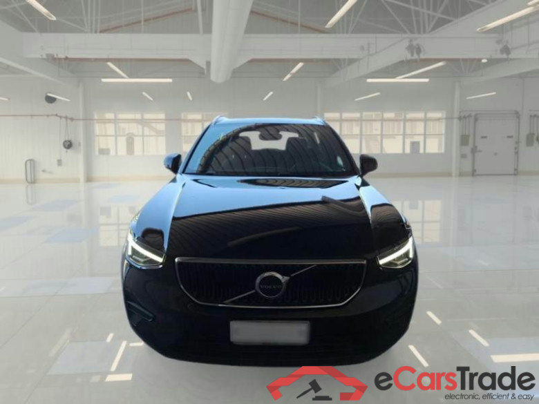 VOLVO XC40 / 2021 / 5P / SUV B3 AUTOMATICO CORE #6