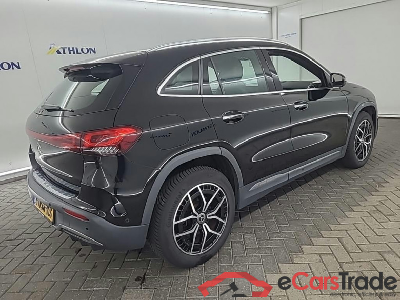 MERCEDES-BENZ EQA 250 AMG Line auto 5D 140kW #3
