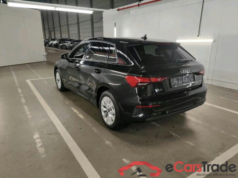 Audi A3 Sportback A3 Sportback 1.4 40 TFSI e Attraction (PHEV) 150kW/204pk  5D/P Auto-6 #3