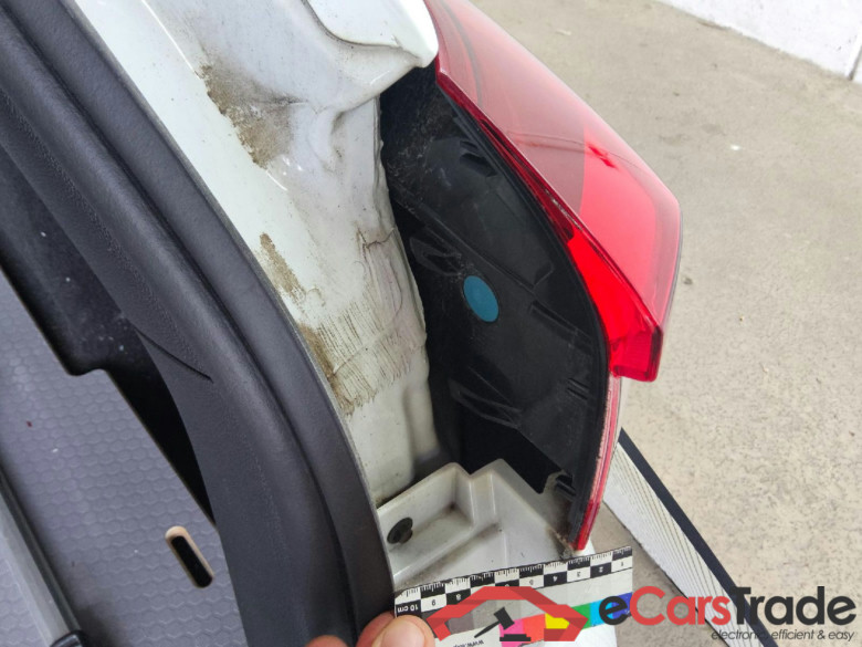 FORD Focus Turnier 1.5 EcoBlue Start-Stopp-System Aut. COOL&CONNECT 5d 88kW #2