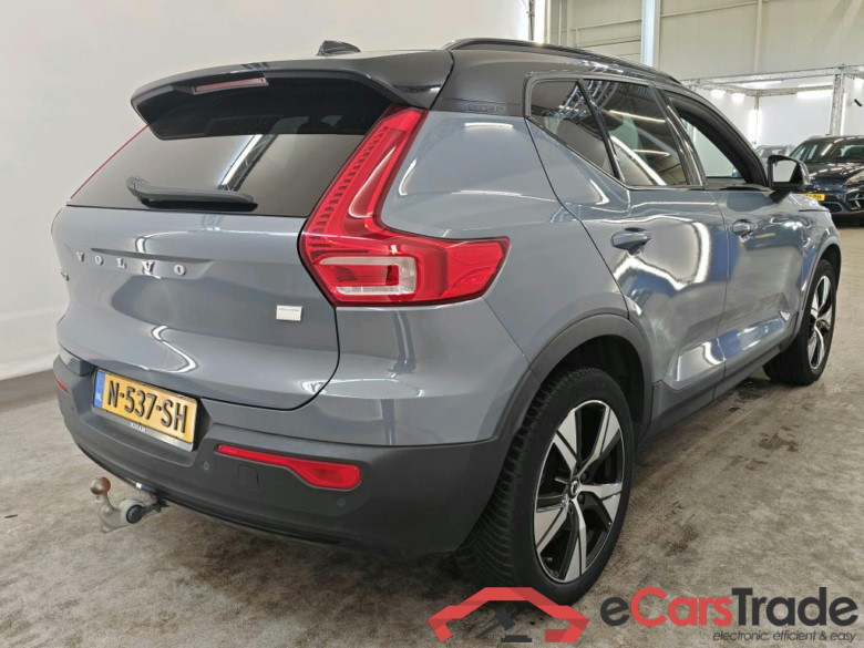 Volvo XC40 Recharge Pure Electric Plus 5d #2