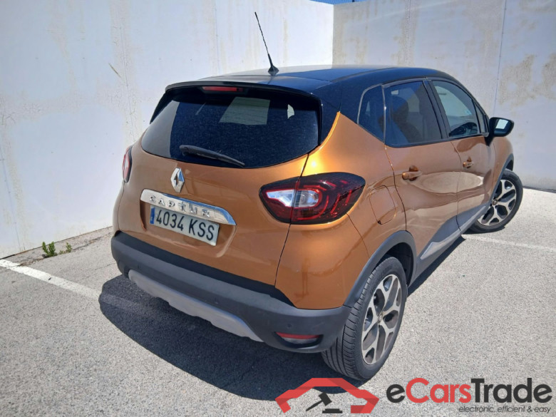 RENAULT Captur / 2017 / 5P / crossover Zen TCe 66kW (90CV) -18 #2