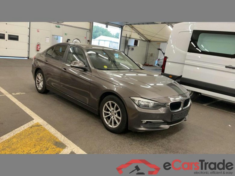 BMW 3 Dsl (F30) 318 dA #2