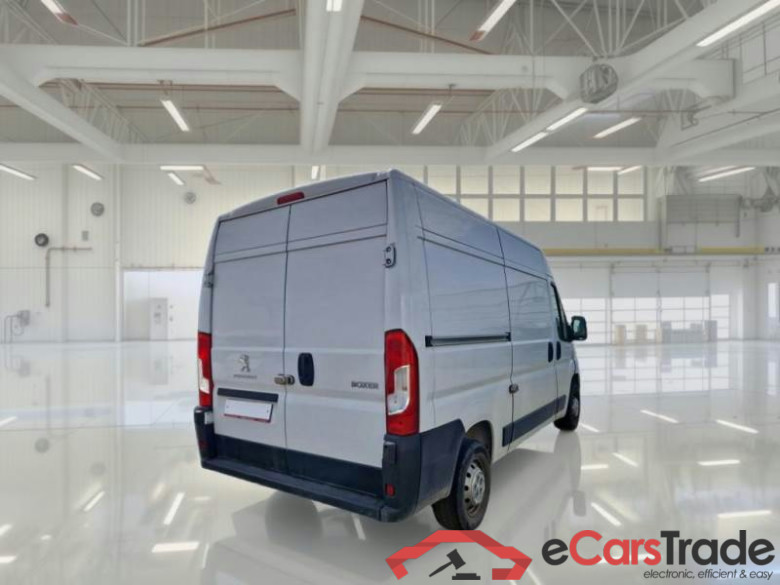 PEUGEOT BOXER / 2014 / 4P / FURGONE 333 L2H2 2.2 BLUEHDI 140CV SeS #2