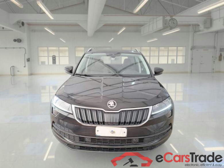 SKODA KAROQ / 2017 / 5P / SUV 2.0 TDI 110KW EVO SCR STYLE DSG 4WD #6