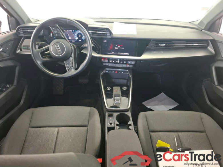 AUDI A3 Berline / 2020 / 4P / Berline 35 TFSI 150 MHEV S Tronic Business Line #5