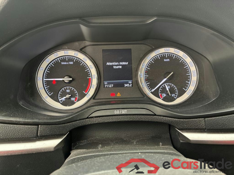 SKODA Karoq / 2017 / 5P / SUV 2.0 TDI 116ch DSG7 Business #6
