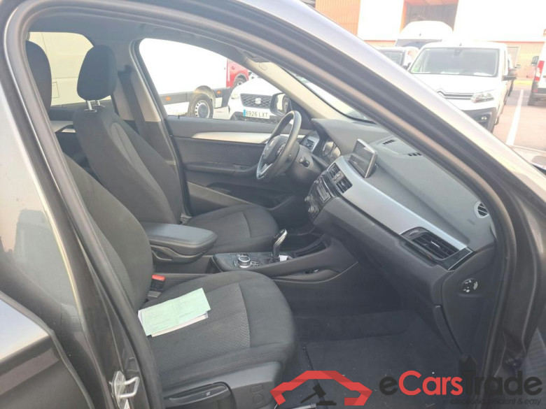 BMW X1 / 2019 / 5P / todoterreno sDrive20dA #6