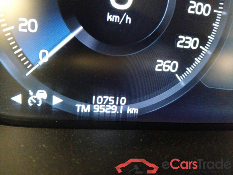VOLVO XC90 / 2019 / 5P / todoterreno 2.0 T8 AWD Recharge Inscription Auto #5