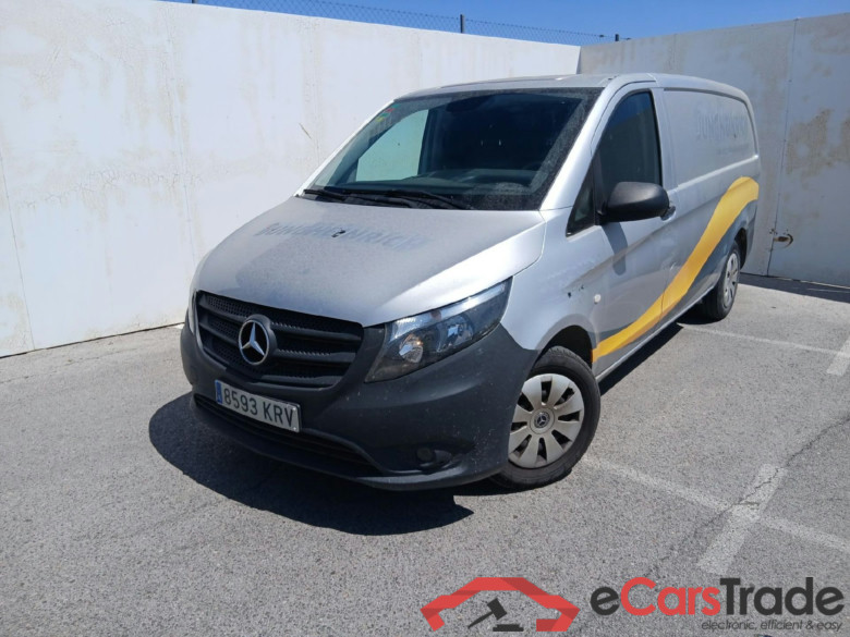 MERCEDES-BENZ Vito / 2014 / 4P / furgón 111 CDI Larga #1