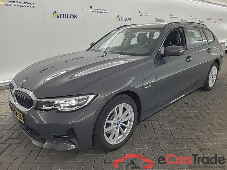 BMW 3-serie Touring 320e Business Edition Plus 5D 150kW #1