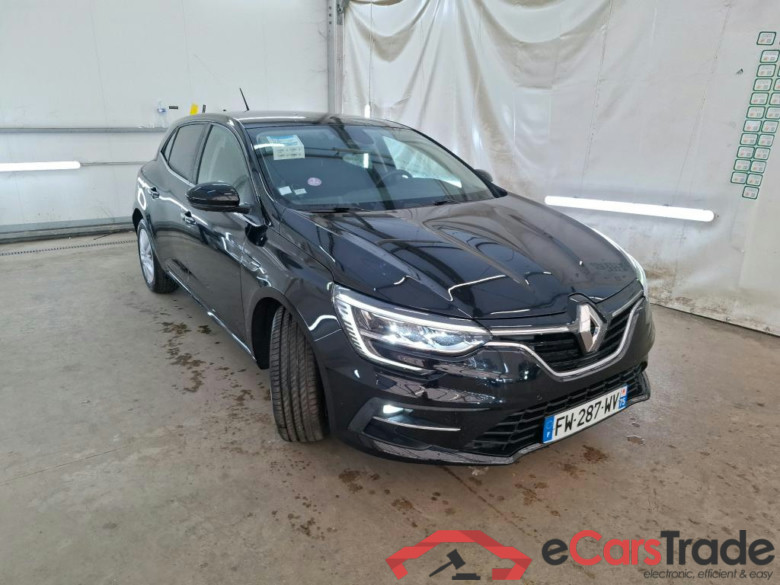 RENAULT Mégane Berline / 2020 / 5P / Berline Business TCe 140 EDC FAP #4