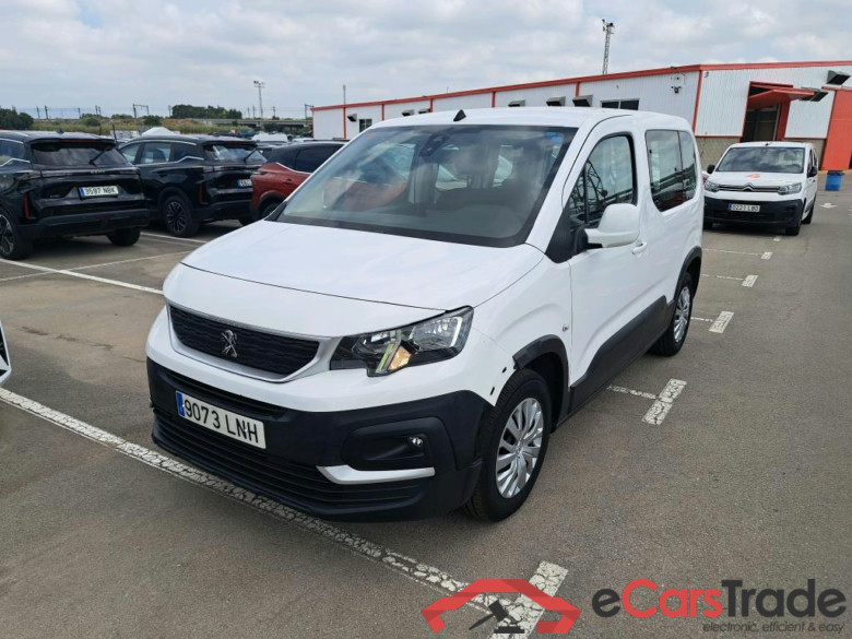 PEUGEOT Rifter / 2018 / 4P / combi Active Standard BlueHDi 73kW (IND)