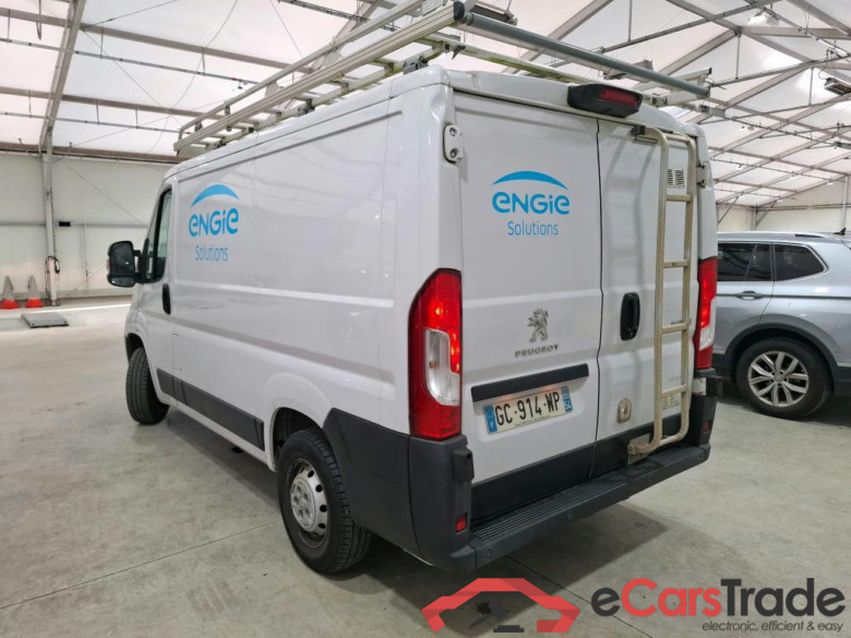 Boxer Fourgon 330 L1H1 Asphalt BlueHDi 120 Stop&Start 2.2 120CV BVM6 #4