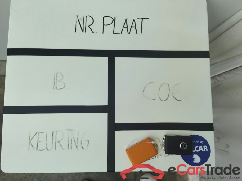 VOLVO XC90 - 2019 2.0 T8 TE 4WD PHEV 310hp Ultimate Bright 5d #4