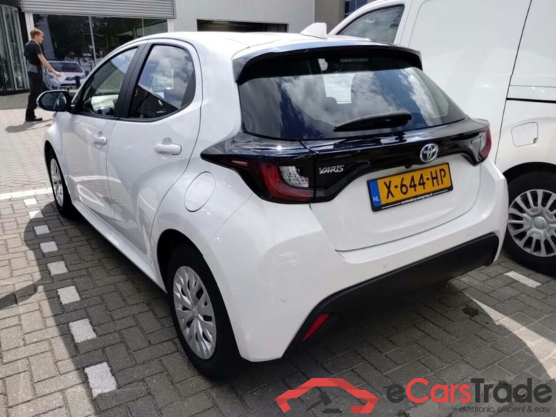 TOYOTA YARIS 1.5 Hybrid Active #3