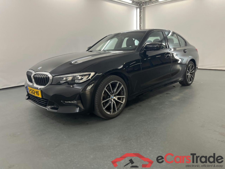 BMW 3-serie 318i Executive Edition #1