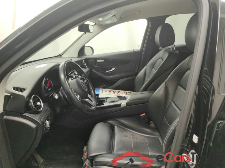 Mercedes-Benz GLC GLC 300 de 4MATIC 5d #3