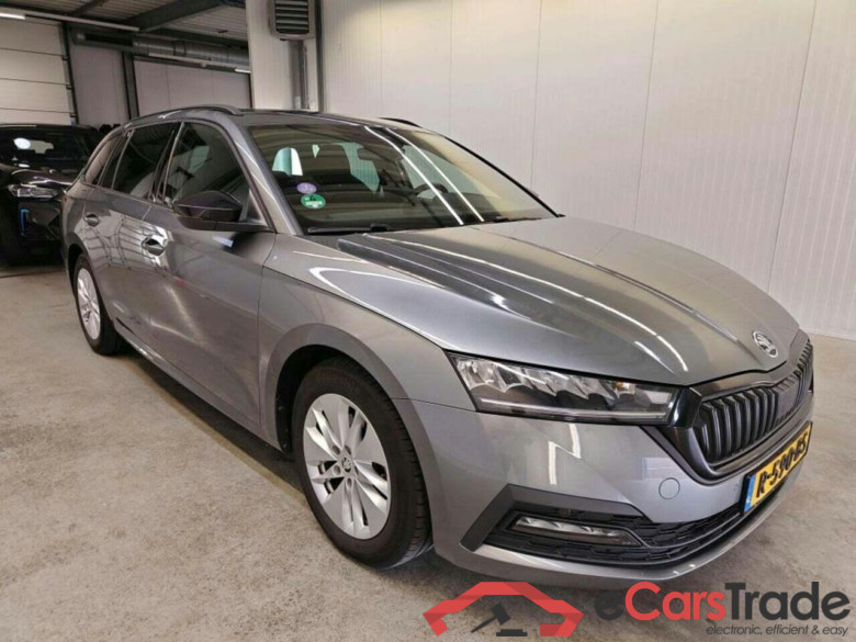 SKODA Octavia Combi 1.0 e-TSI Sport Bns #5