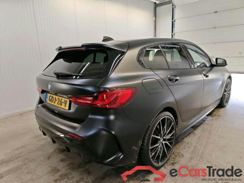 BMW 1-serie 118i Executive #2
