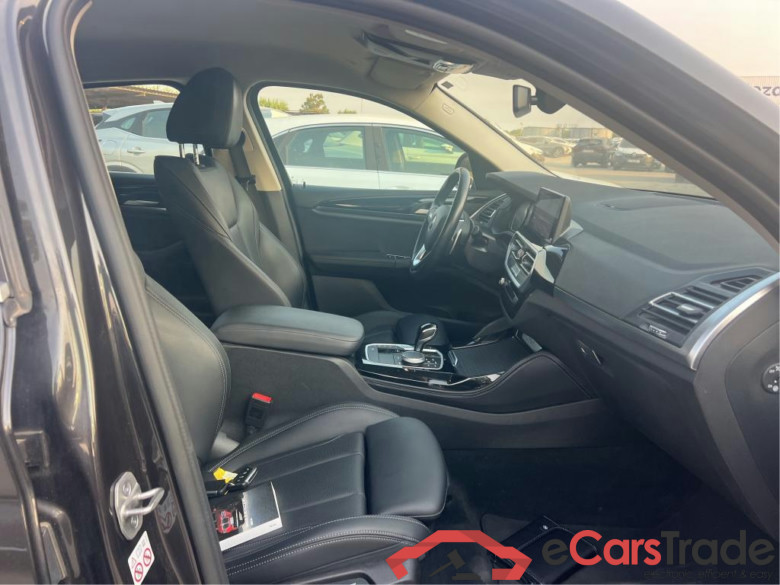 BMW X4 / 2021 / 5P / todoterreno xDrive20d #6