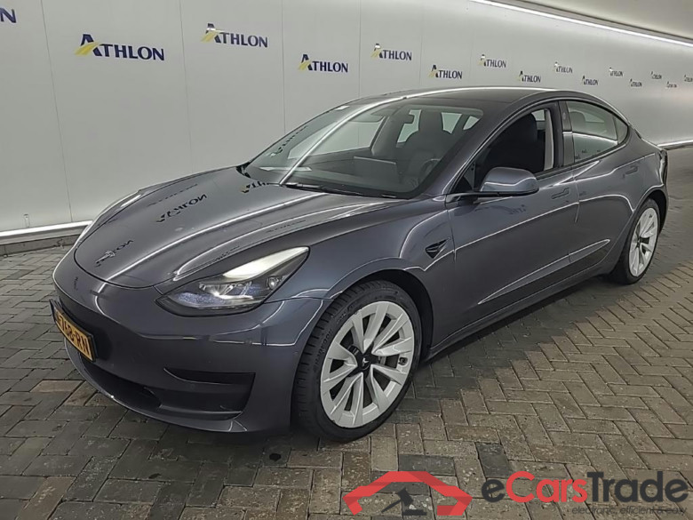 Tesla Model 3 Standard Range Plus RWD 4D 225kW