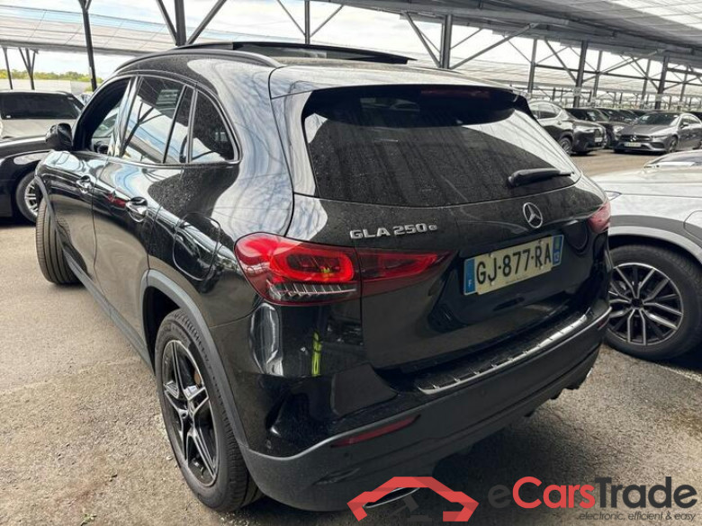 Mercedes GLA 250e Plug-In Hybrid AMG Night Aut. Pano LED-Multibeam Widescreen Ambient Navi 1/2 Sport-Leather-Alcantara KeylessGo Camera 360 Klima PDC ... #4
