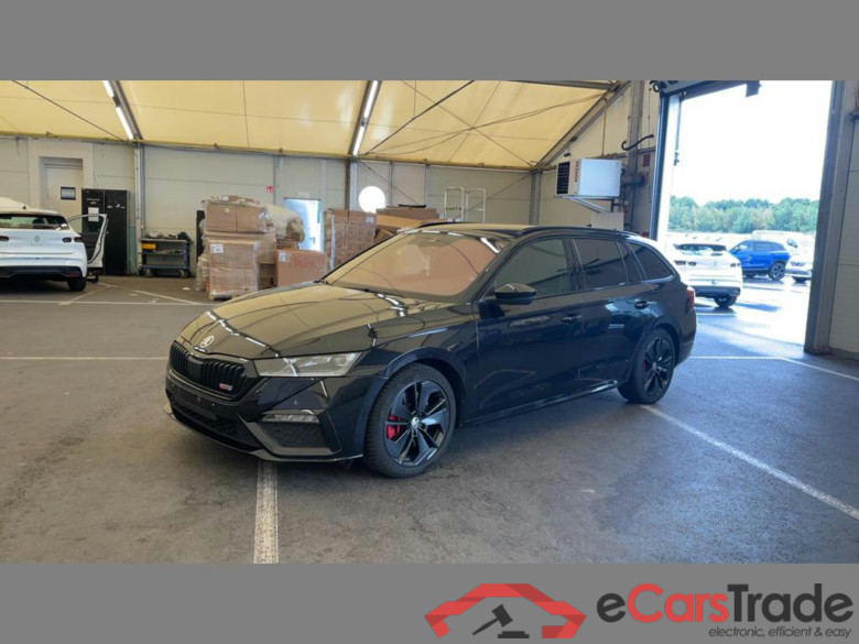 SKODA Octavia SW RS 2.0 TFSI RS DSG