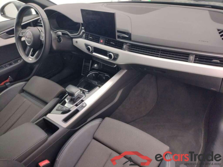 AUDI A4 Avant 35 TFSI S ed comp #3
