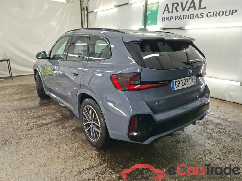 Série iX1 30 xDrive M Sport 64kWh BVA #3