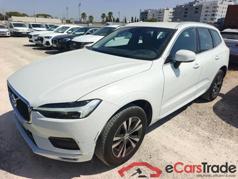 VOLVO XC60 / 2017 / 5P / todoterreno 2.0 B4 D Momentum Pro Auto #1