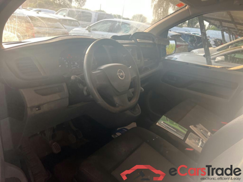 OPEL Vivaro / 2019 / 4P / furgón 1.5 Diésel 88kW (120CV) M Std Express #3