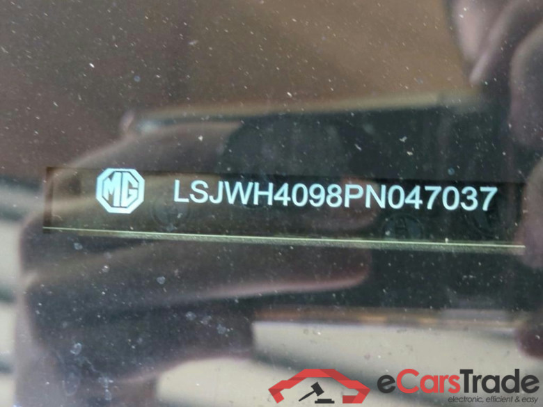 MG MG4 Luxury 5d 150kW #5