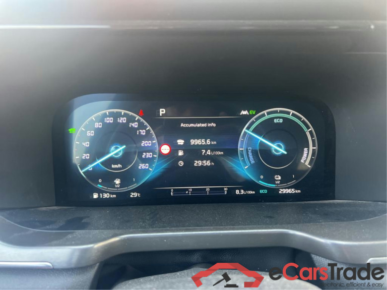 KIA Sorento / 2020 / 5P / todoterreno 1.6 T-GDi HEV Emotion 4x4 7pl (P.Luxury) #4