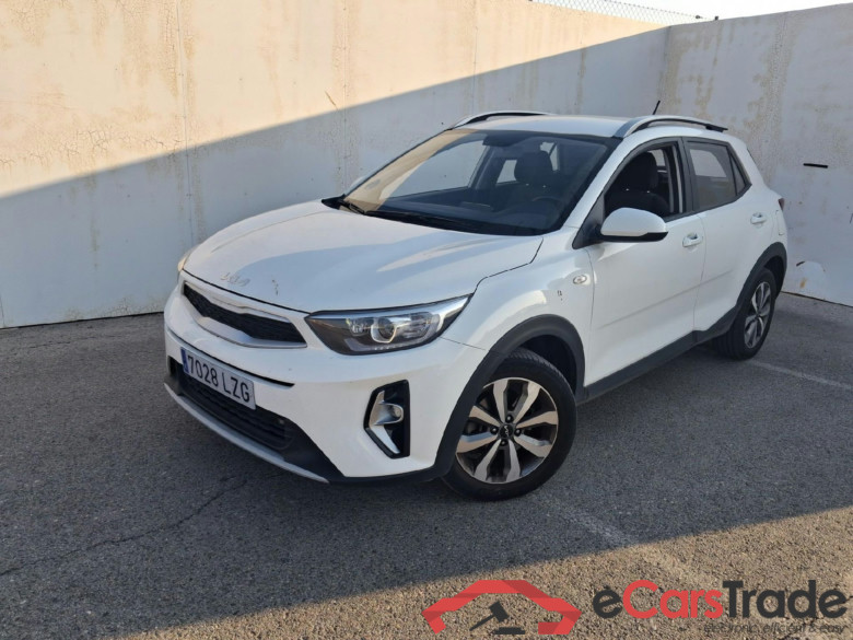KIA Stonic / 2017 / 5P / todoterreno 1.0 T-GDi 74kW (100CV) MHEV iMT Concept