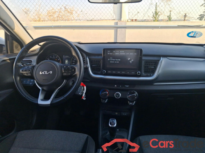 KIA Stonic / 2017 / 5P / todoterreno 1.0 T-GDi 74kW (100CV) MHEV iMT Concept #3