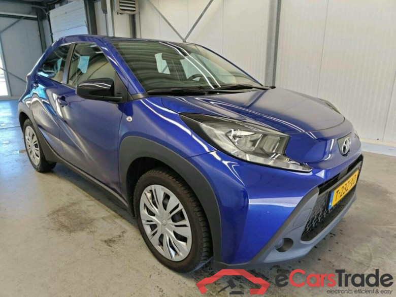 TOYOTA Aygo X 1.0 VVT-i MT Play #5