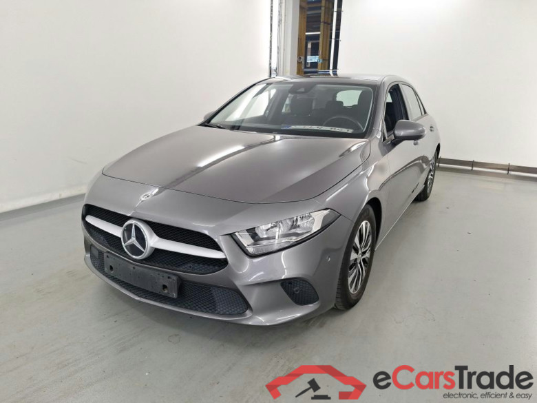 MERCEDES-BENZ A-CLASS LIMOUSINE 2.0 A 180 D BUSINESS SOLUTION ESSENTIAL #1